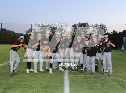 Thumbnail 3 in Oaks Christian vs. Newbury Park photogallery.