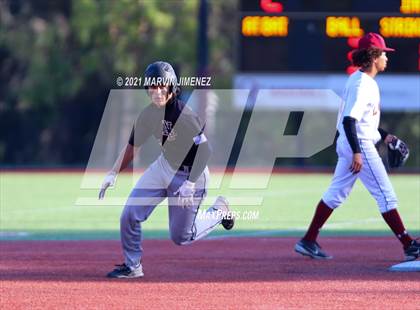 Thumbnail 3 in Oaks Christian vs. Newbury Park photogallery.
