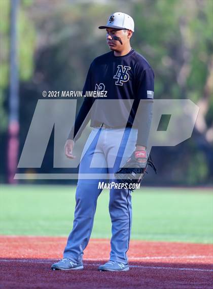 Thumbnail 3 in Oaks Christian vs. Newbury Park photogallery.