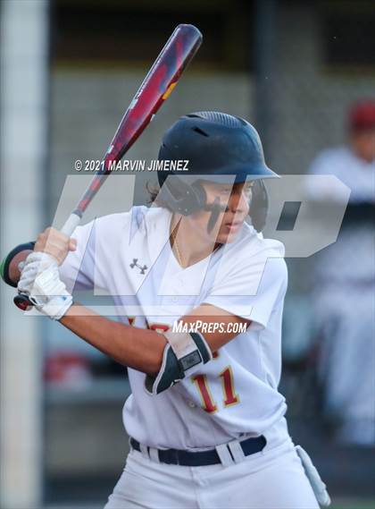 Thumbnail 3 in Oaks Christian vs. Newbury Park photogallery.