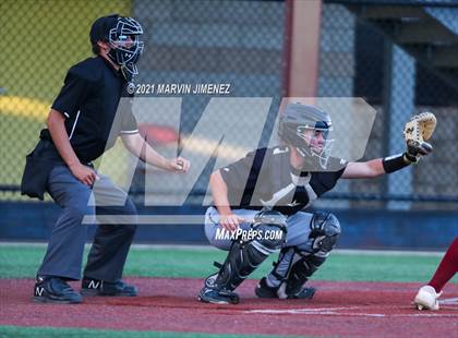 Thumbnail 2 in Oaks Christian vs. Newbury Park photogallery.
