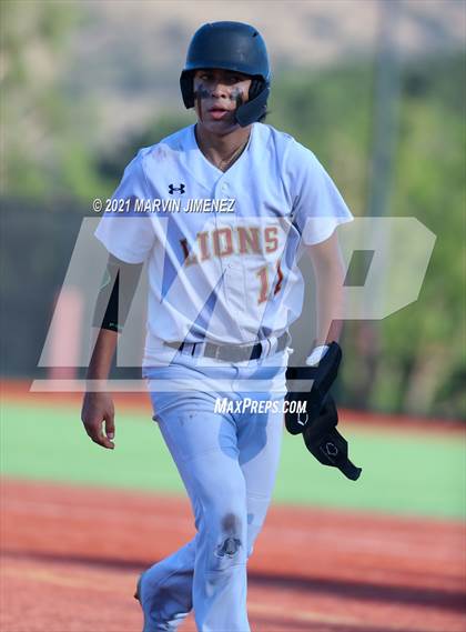 Thumbnail 3 in Oaks Christian vs. Newbury Park photogallery.