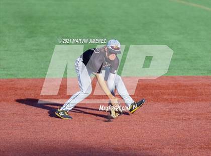Thumbnail 2 in Oaks Christian vs. Newbury Park photogallery.