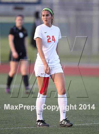 Thumbnail 2 in Saint Joseph vs. Oaks Christian (CIF SS D3 Final) photogallery.