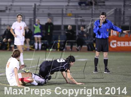Thumbnail 1 in Saint Joseph vs. Oaks Christian (CIF SS D3 Final) photogallery.