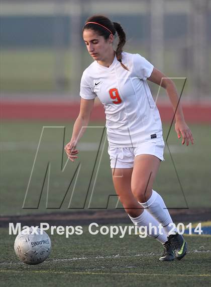 Thumbnail 3 in Saint Joseph vs. Oaks Christian (CIF SS D3 Final) photogallery.