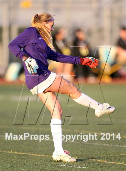 Thumbnail 1 in Saint Joseph vs. Oaks Christian (CIF SS D3 Final) photogallery.