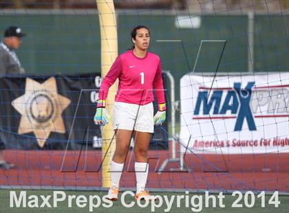 Thumbnail 1 in Saint Joseph vs. Oaks Christian (CIF SS D3 Final) photogallery.
