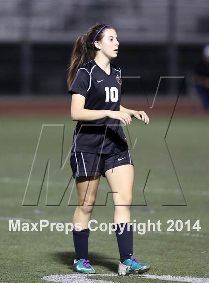 Thumbnail 1 in Saint Joseph vs. Oaks Christian (CIF SS D3 Final) photogallery.