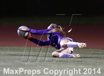 Thumbnail 1 in Saint Joseph vs. Oaks Christian (CIF SS D3 Final) photogallery.