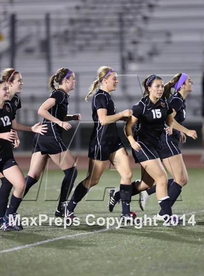 Thumbnail 1 in Saint Joseph vs. Oaks Christian (CIF SS D3 Final) photogallery.
