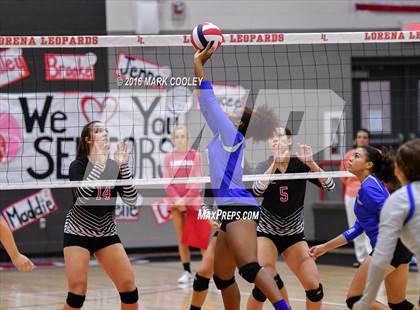 Thumbnail 1 in Connally @ Lorena photogallery.