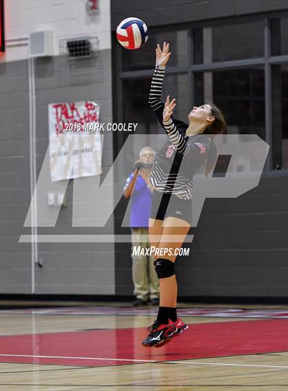 Thumbnail 2 in Connally @ Lorena photogallery.