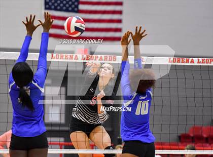 Thumbnail 2 in Connally @ Lorena photogallery.