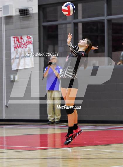 Thumbnail 1 in Connally @ Lorena photogallery.