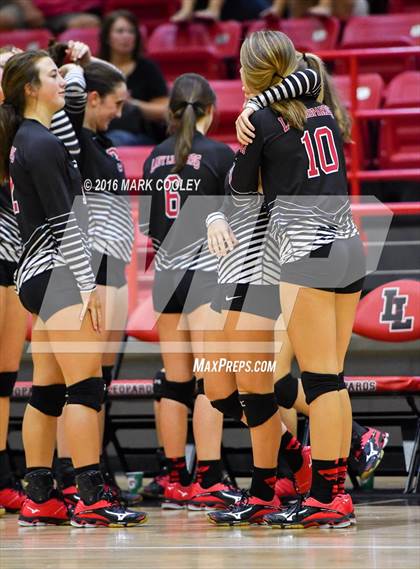 Thumbnail 2 in Connally @ Lorena photogallery.