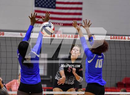 Thumbnail 3 in Connally @ Lorena photogallery.