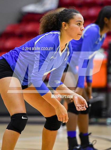 Thumbnail 2 in Connally @ Lorena photogallery.