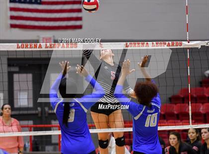 Thumbnail 1 in Connally @ Lorena photogallery.