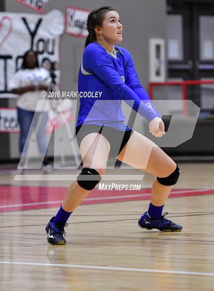 Thumbnail 2 in Connally @ Lorena photogallery.