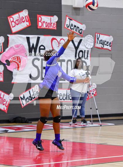 Thumbnail 3 in Connally @ Lorena photogallery.