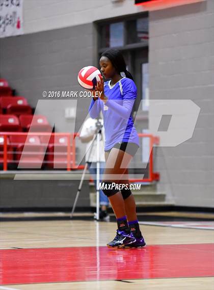 Thumbnail 2 in Connally @ Lorena photogallery.