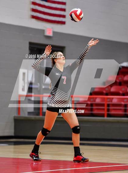 Thumbnail 2 in Connally @ Lorena photogallery.