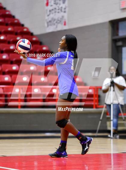 Thumbnail 1 in Connally @ Lorena photogallery.