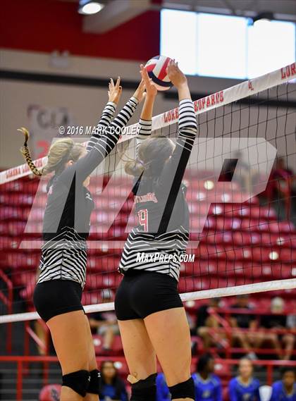 Thumbnail 1 in Connally @ Lorena photogallery.