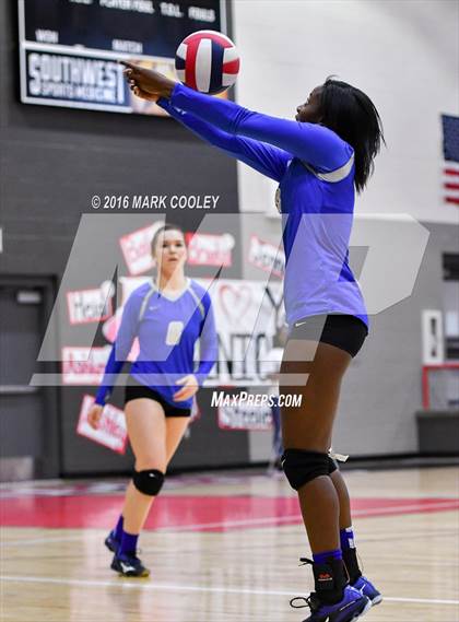 Thumbnail 3 in Connally @ Lorena photogallery.