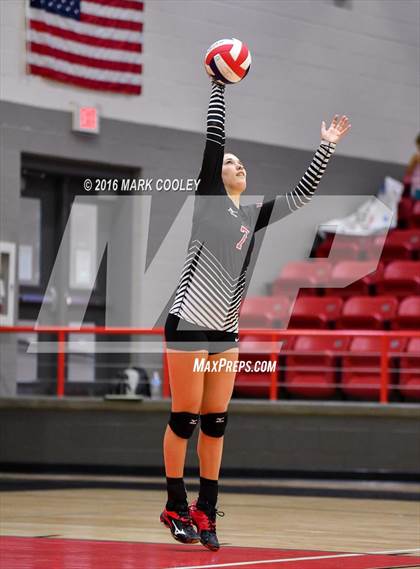 Thumbnail 2 in Connally @ Lorena photogallery.