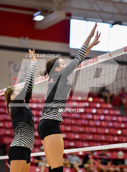 Thumbnail 1 in Connally @ Lorena photogallery.