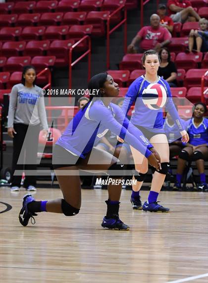 Thumbnail 3 in Connally @ Lorena photogallery.
