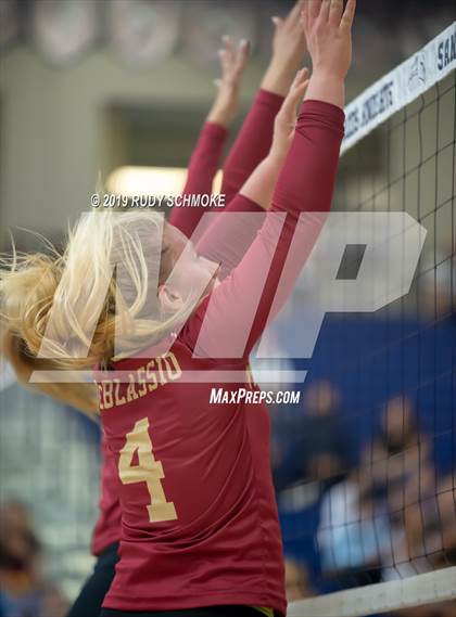 Thumbnail 2 in Mission Hills @ San Marcos photogallery.