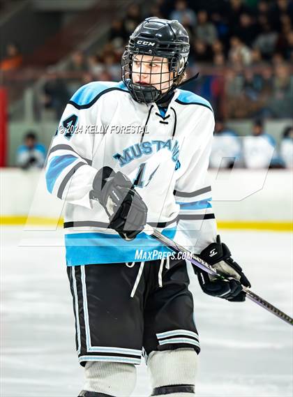 Thumbnail 3 in Lewis-Palmer @ Chugiak photogallery.