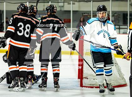 Thumbnail 3 in Lewis-Palmer @ Chugiak photogallery.