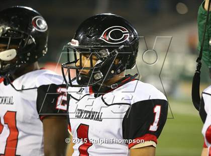 Thumbnail 3 in Centennial vs. De La Salle (CIF State Open Division Final) photogallery.
