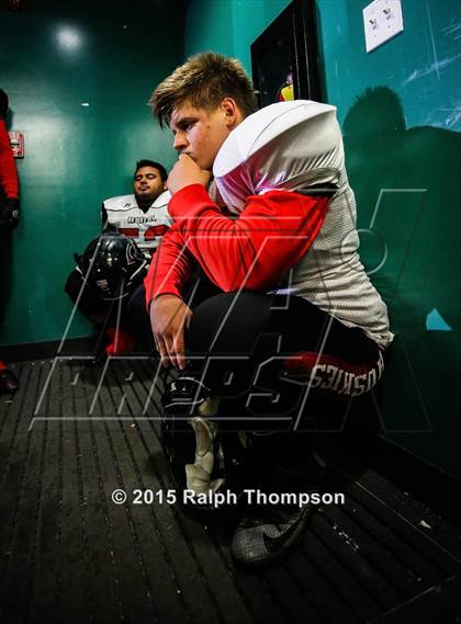Thumbnail 3 in Centennial vs. De La Salle (CIF State Open Division Final) photogallery.