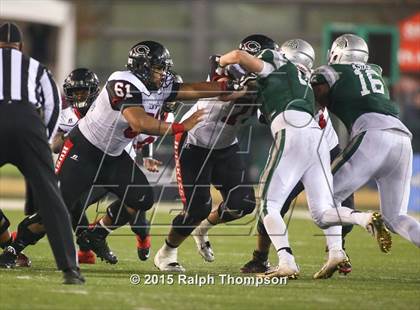 Thumbnail 2 in Centennial vs. De La Salle (CIF State Open Division Final) photogallery.