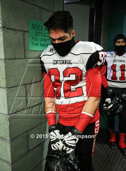 Thumbnail 1 in Centennial vs. De La Salle (CIF State Open Division Final) photogallery.