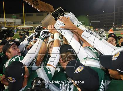 Thumbnail 3 in Centennial vs. De La Salle (CIF State Open Division Final) photogallery.