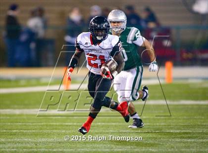 Thumbnail 1 in Centennial vs. De La Salle (CIF State Open Division Final) photogallery.