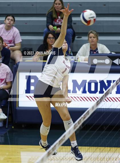 Thumbnail 1 in Leo @ Bellmont photogallery.