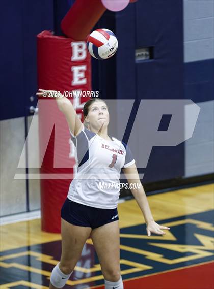 Thumbnail 1 in Leo @ Bellmont photogallery.