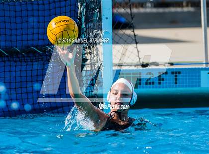 Thumbnail 2 in Bishop O'Dowd vs. Alhambra (Pinole Valley Invitational) photogallery.