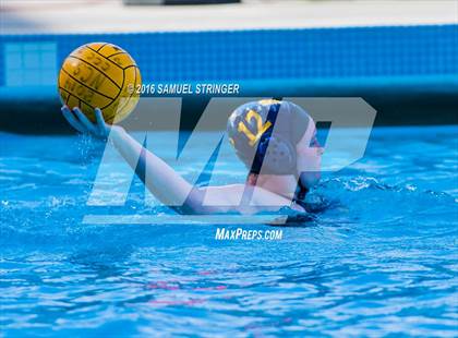 Thumbnail 3 in Bishop O'Dowd vs. Alhambra (Pinole Valley Invitational) photogallery.