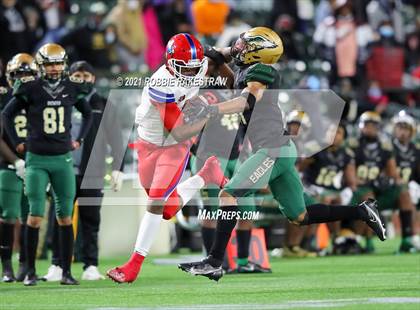 Thumbnail 3 in Duncanville vs. DeSoto (UIL 6A Division 1 Quarterfinals) photogallery.