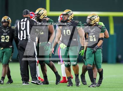 Thumbnail 3 in Duncanville vs. DeSoto (UIL 6A Division 1 Quarterfinals) photogallery.