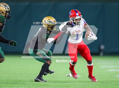 Thumbnail 3 in Duncanville vs. DeSoto (UIL 6A Division 1 Quarterfinals) photogallery.
