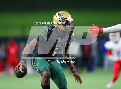 Thumbnail 3 in Duncanville vs. DeSoto (UIL 6A Division 1 Quarterfinals) photogallery.
